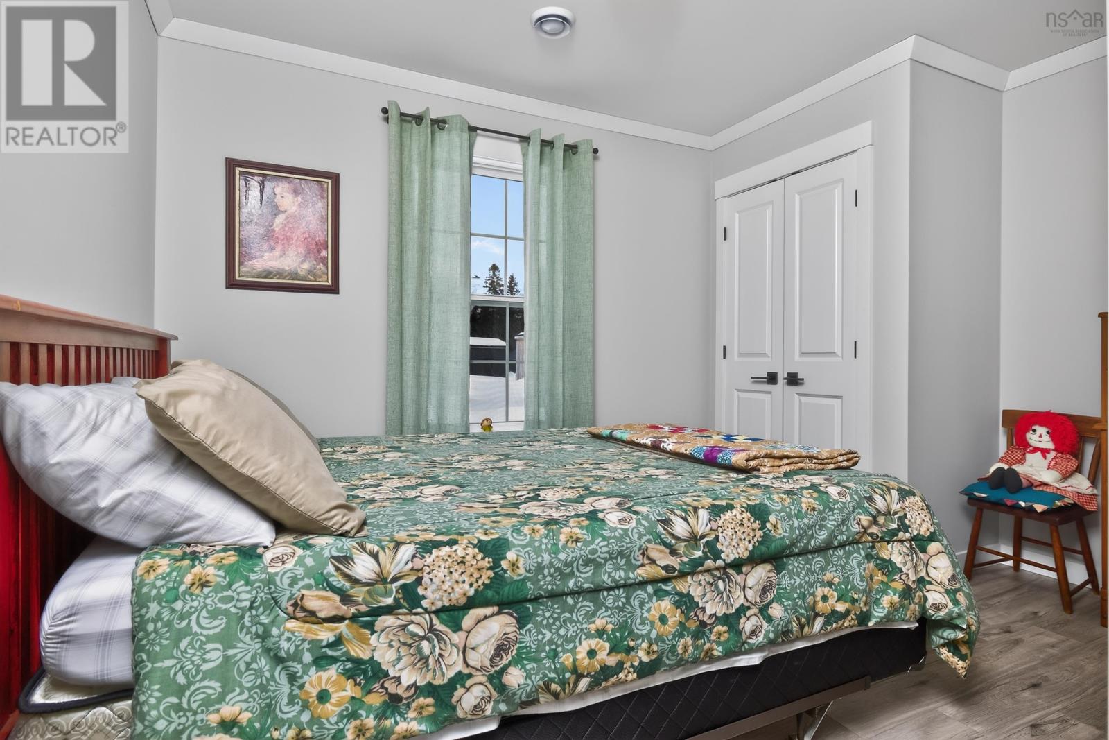 Property 20 of 46 of 82 Sunrise Court