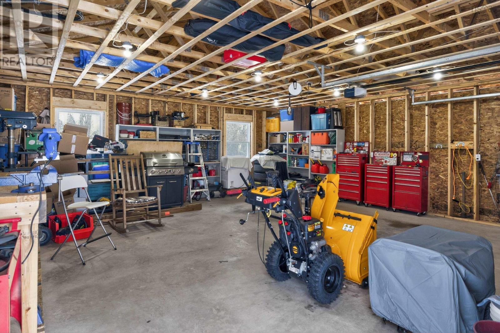 Property 32 of 46 of 82 Sunrise Court