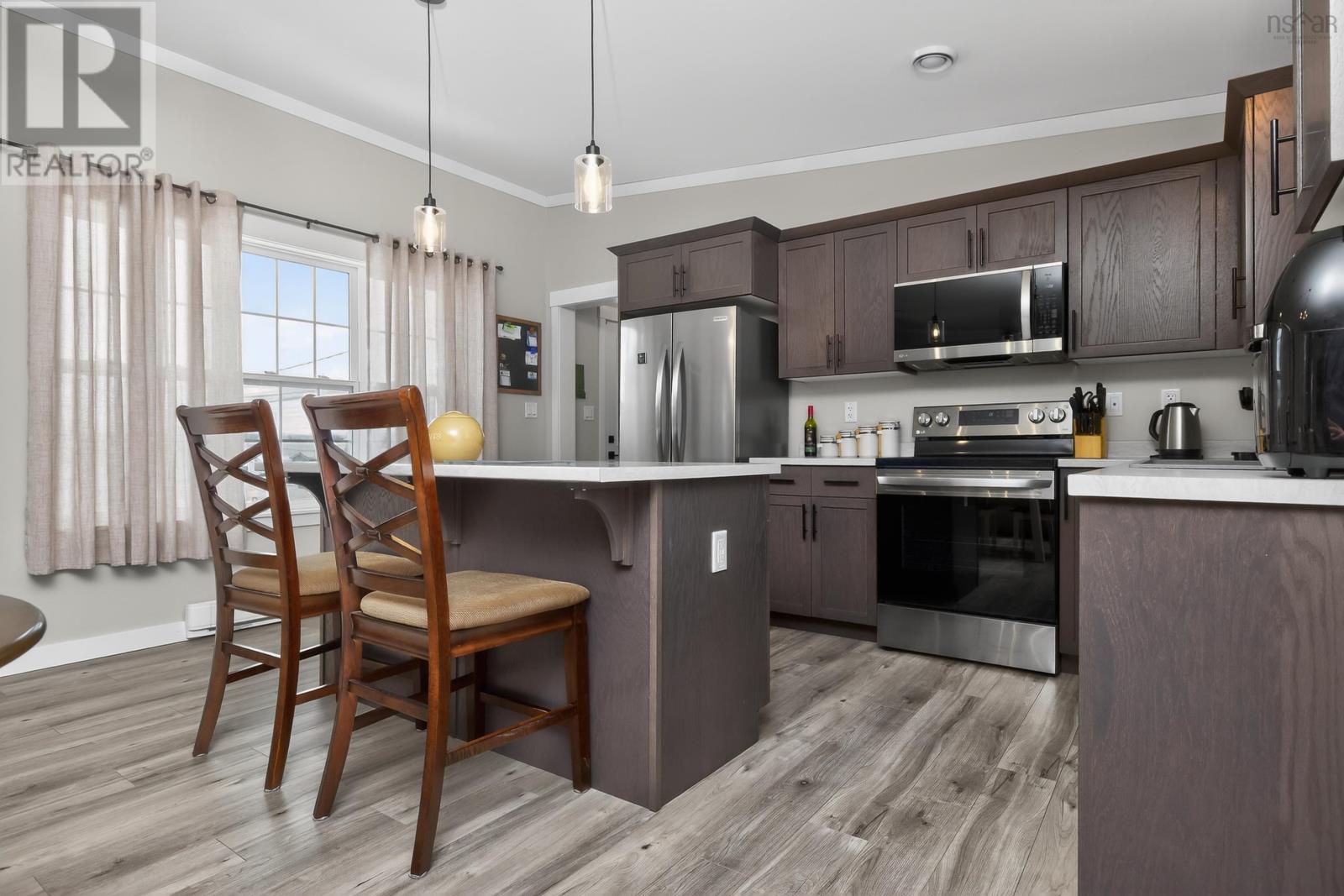 Property 7 of 46 of 82 Sunrise Court