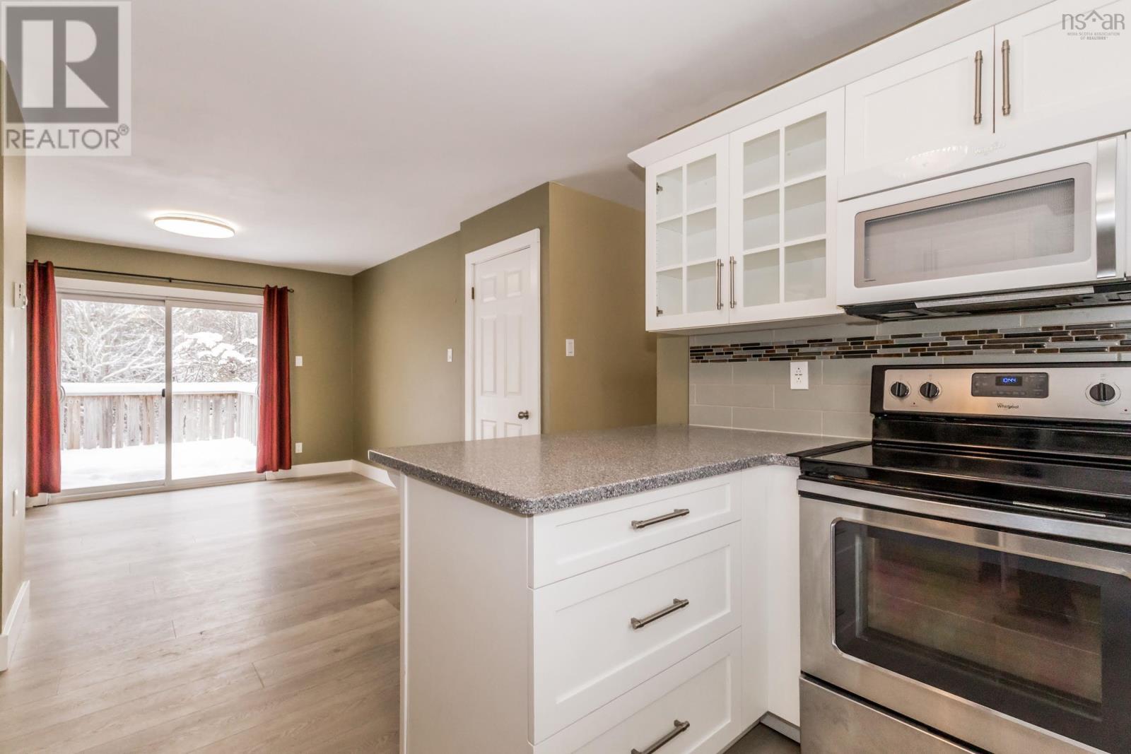 Property 11 of 46 of 1685 Highway 201