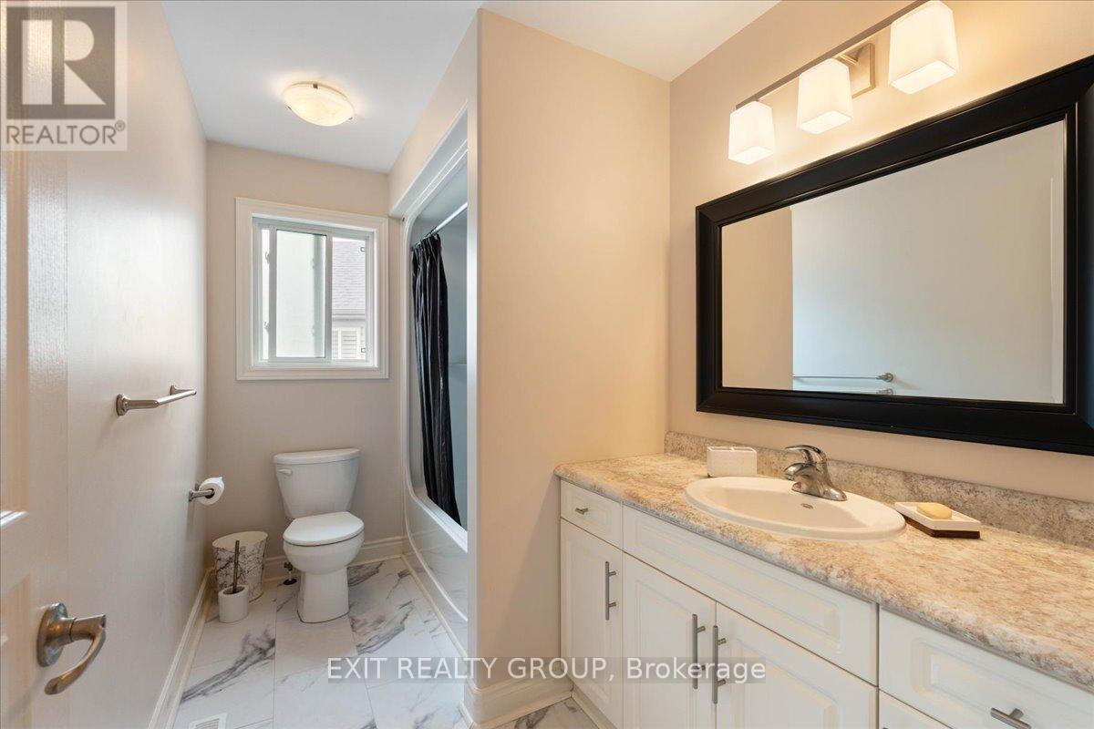 82 MOUNTAIN ASH DRIVE - 20