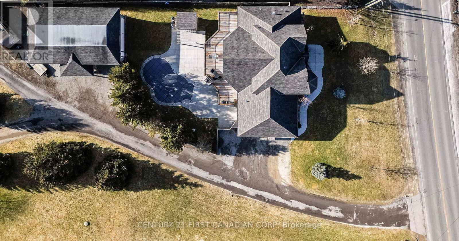 1659 HAMILTON ROAD - 3