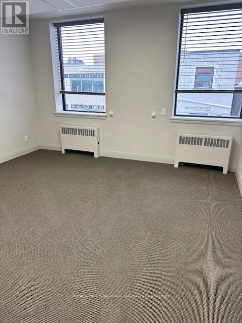 200 - 235 LAKESHORE ROAD E - Photo 5 of 12, Oakville (OO Old Oakville), Ontario