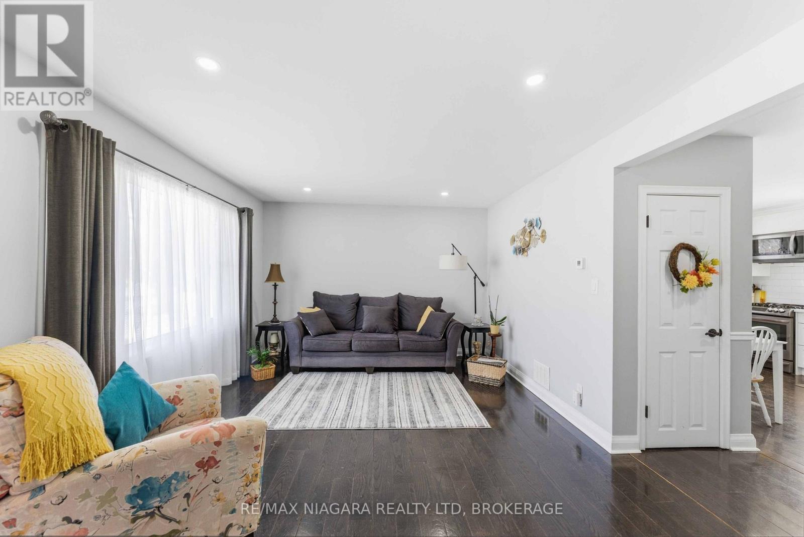 6122 BURDETTE DRIVE E - Photo 4 of 30, Niagara Falls (Cherrywood), Ontario