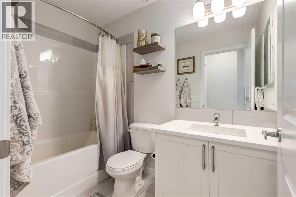 165 Sundown Road, Cochrane