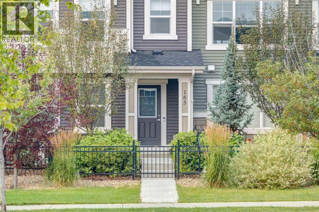 165 Sundown Road, Cochrane