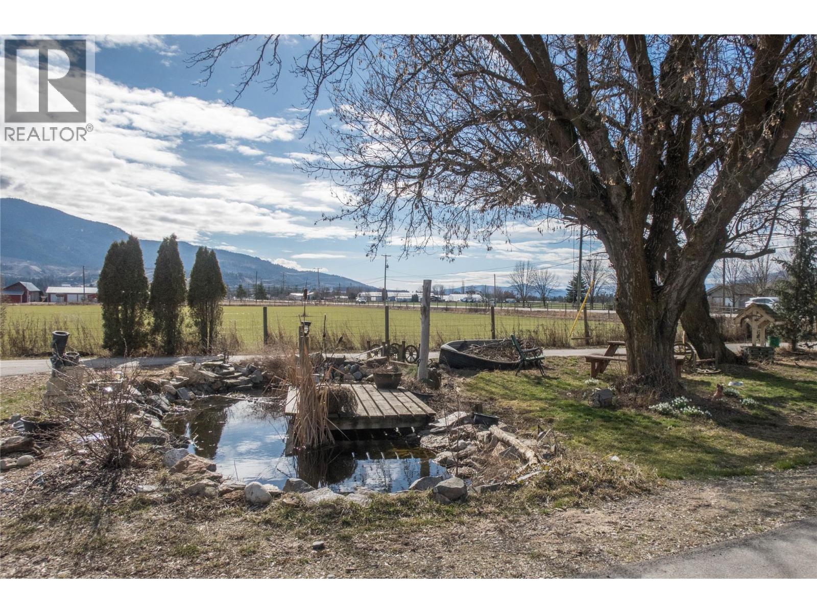 1978 Pleasant Valley Road, Spallumcheen