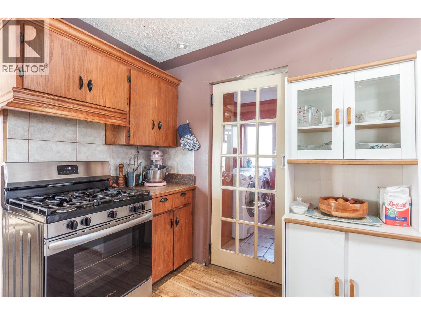 1978 Pleasant Valley Road, Spallumcheen