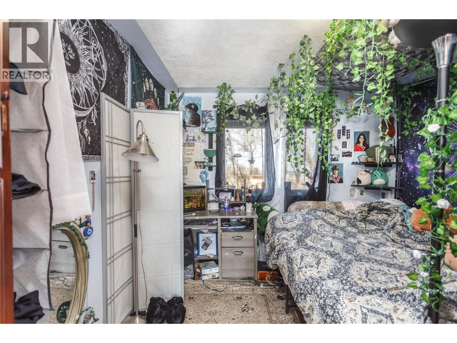 1978 Pleasant Valley Road, Spallumcheen