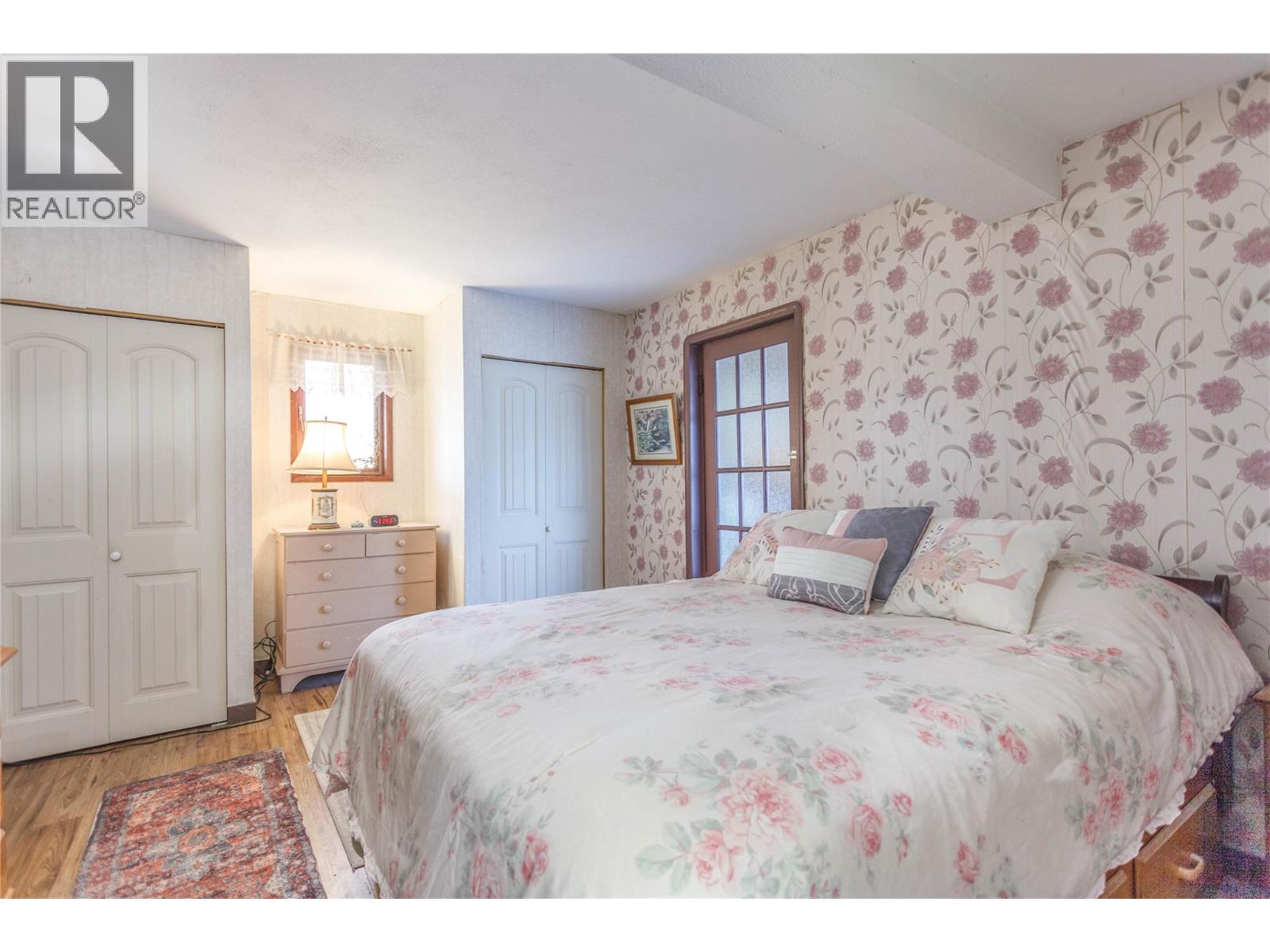 1978 Pleasant Valley Road, Spallumcheen