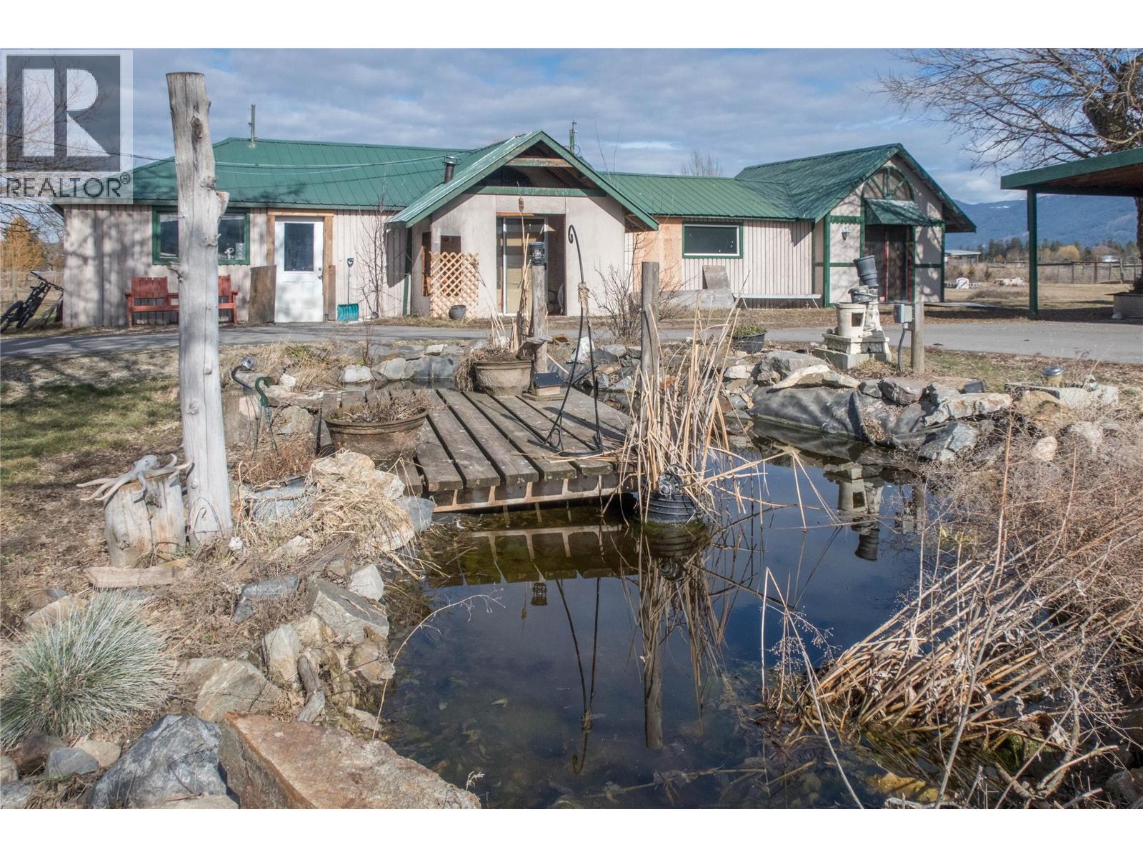 1978 Pleasant Valley Road, Spallumcheen