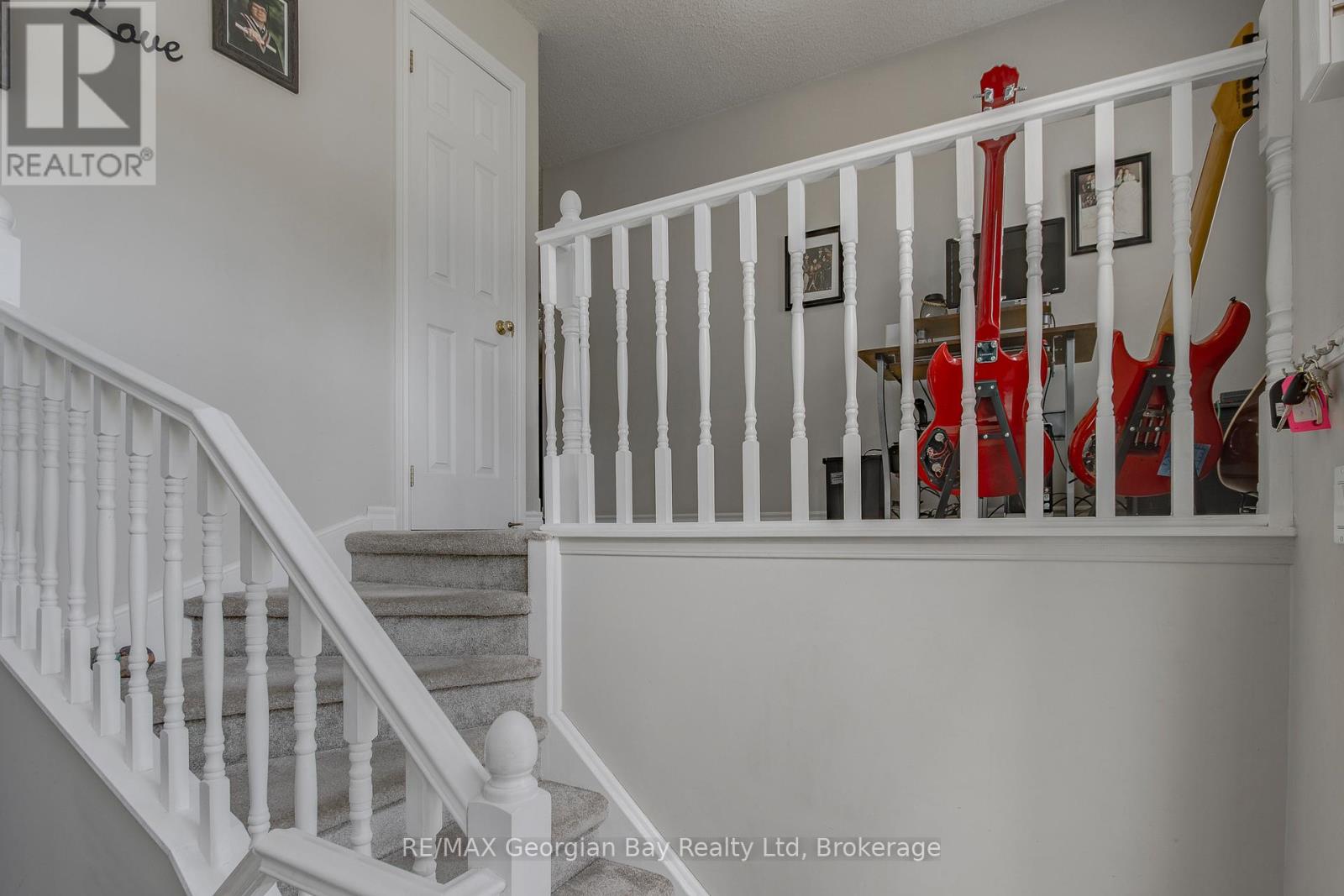 399 IRWIN STREET - 3