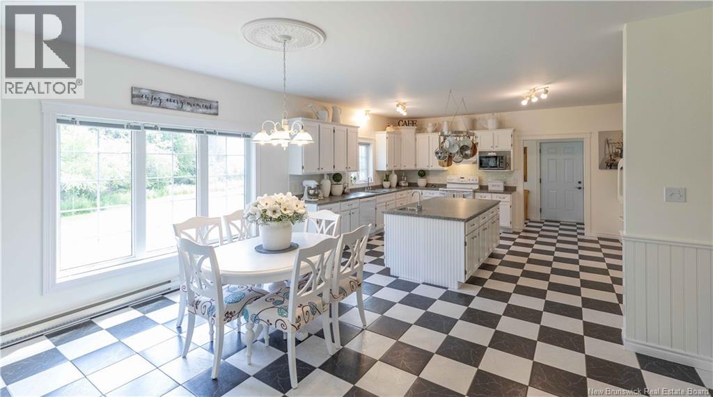 703 BAYVIEW DRIVE - 25
