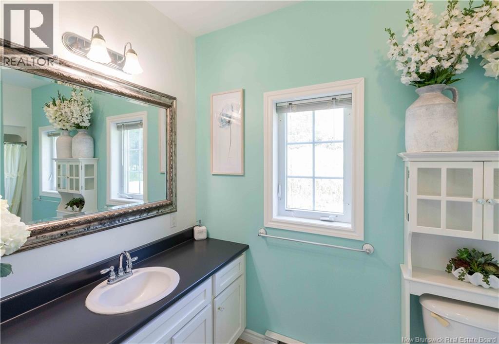 703 BAYVIEW DRIVE - 23