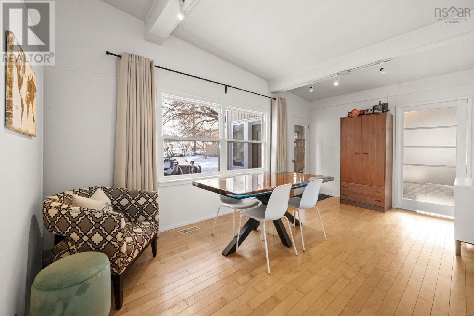 Property 13 of 49 of 6 Lavinia Street