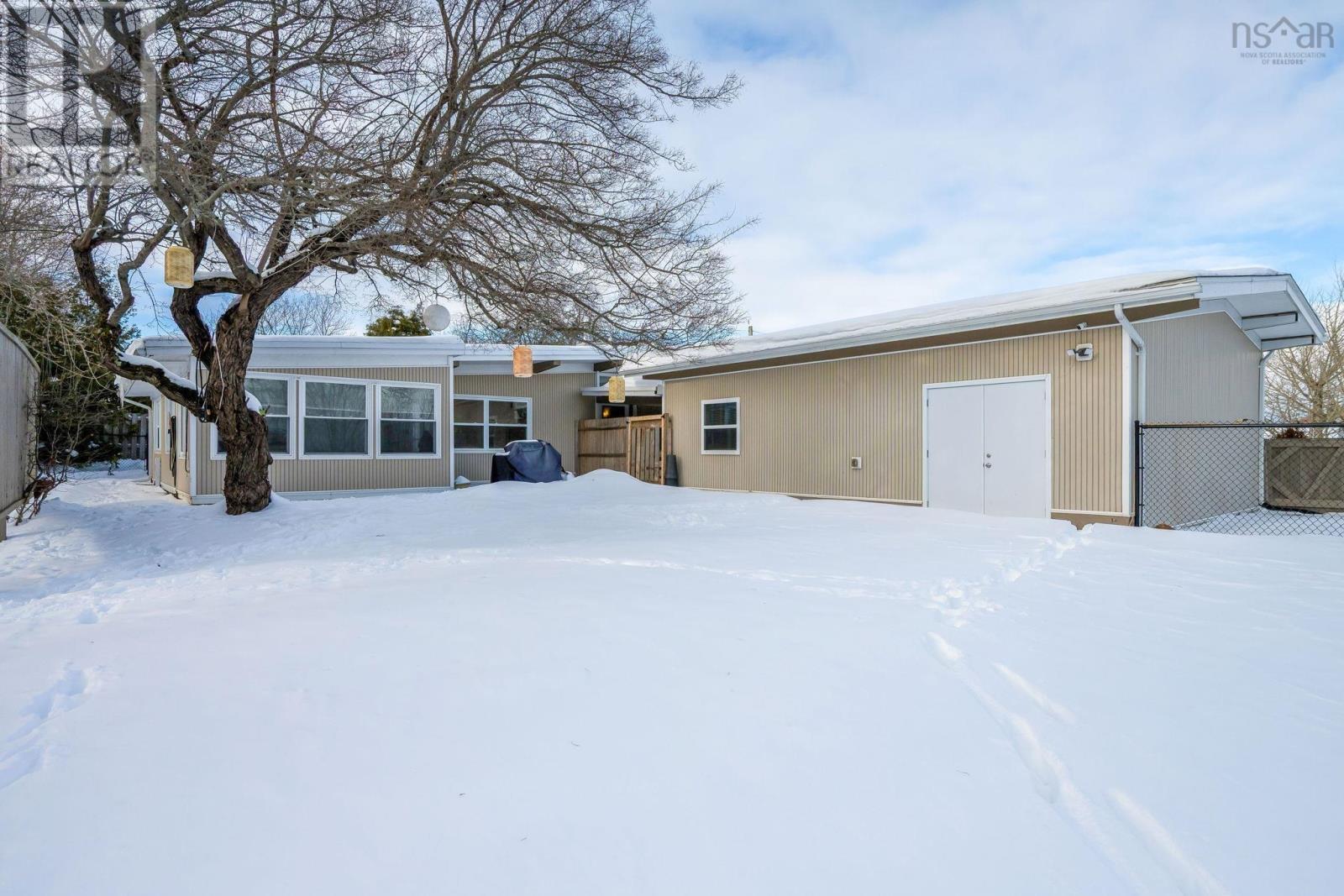 Property 35 of 49 of 6 Lavinia Street