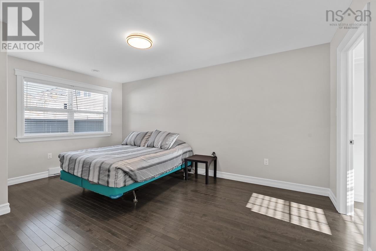 Property 18 of 33 of 5 Kiel Court