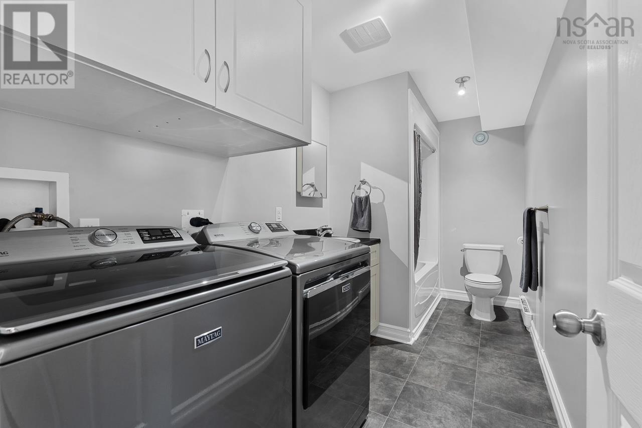 Property 25 of 33 of 5 Kiel Court