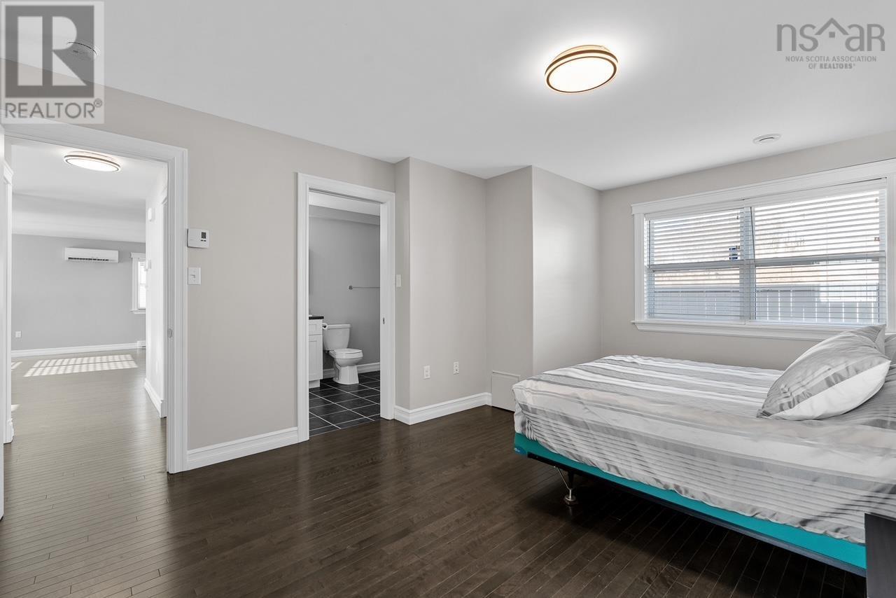 Property 19 of 33 of 5 Kiel Court