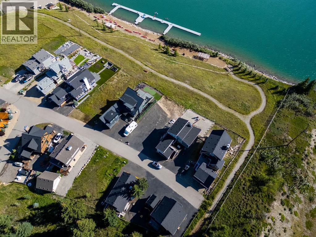 
          407 Cottageclub Grove
            <br/>
            <span>Rural Rocky View County</span>
            , 
            <span>AB</span>
             <span>T4C1B1</span>
         - Photo 7