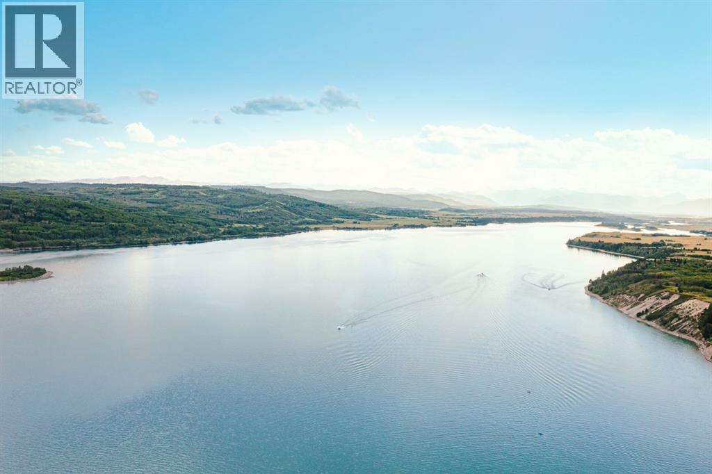 
          407 Cottageclub Grove
            <br/>
            <span>Rural Rocky View County</span>
            , 
            <span>AB</span>
             <span>T4C1B1</span>
         - Photo 45