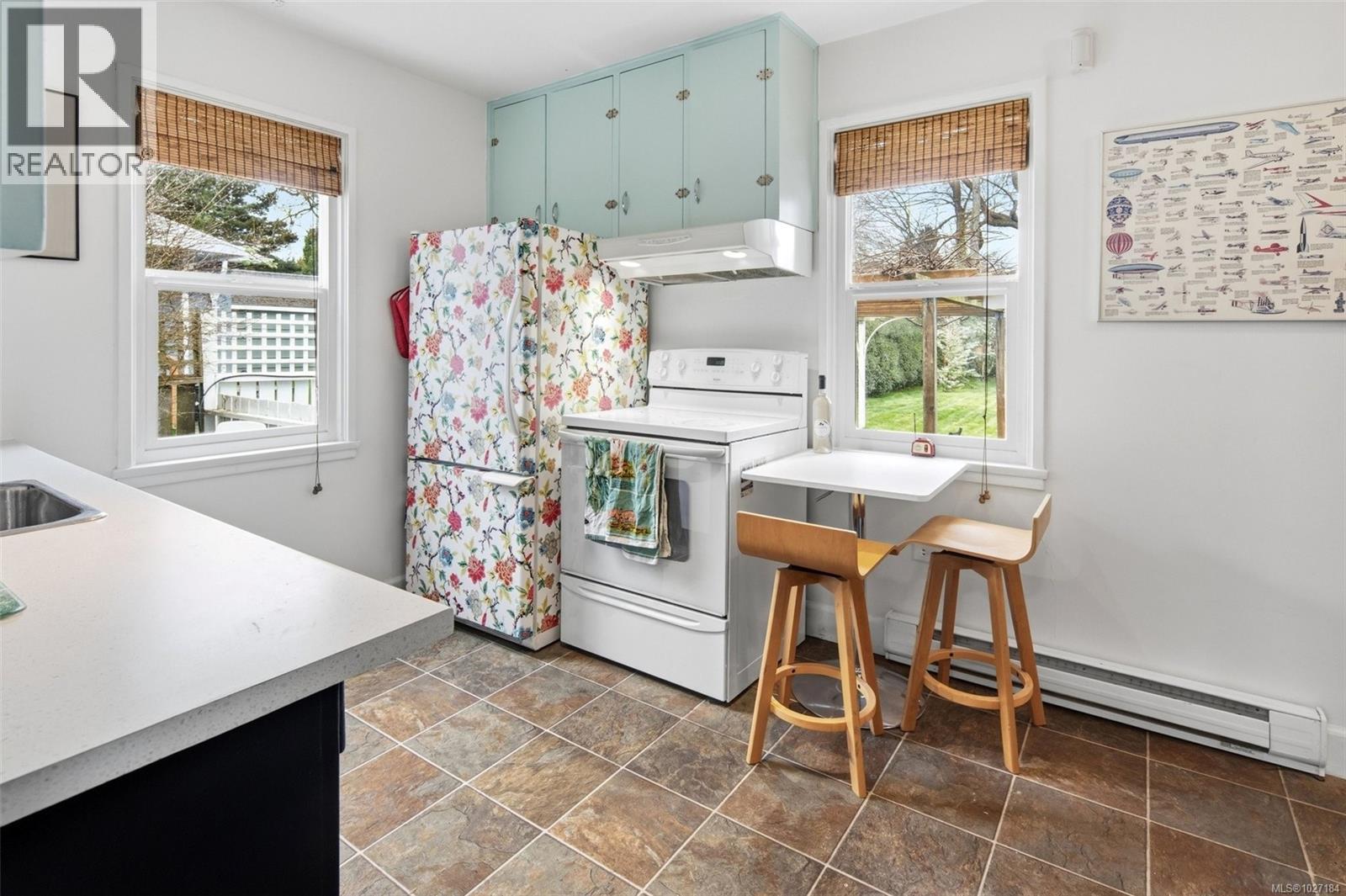  1570 Clawthorpe Avenue, Victoria