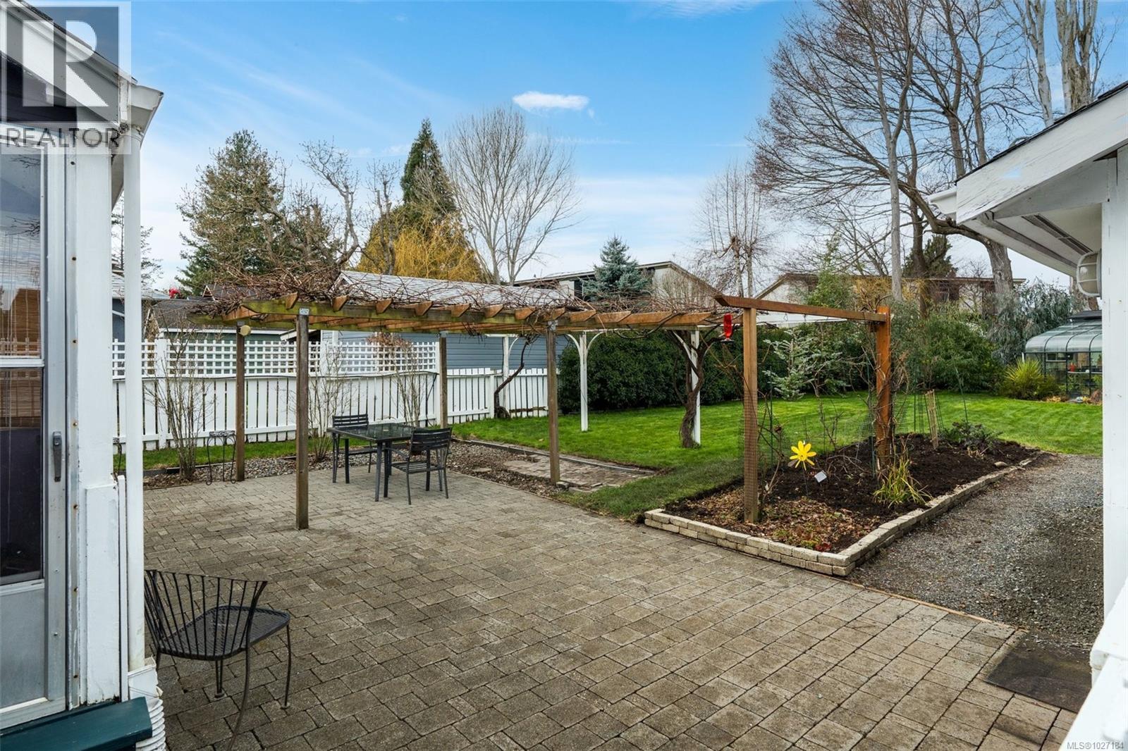  1570 Clawthorpe Avenue, Victoria