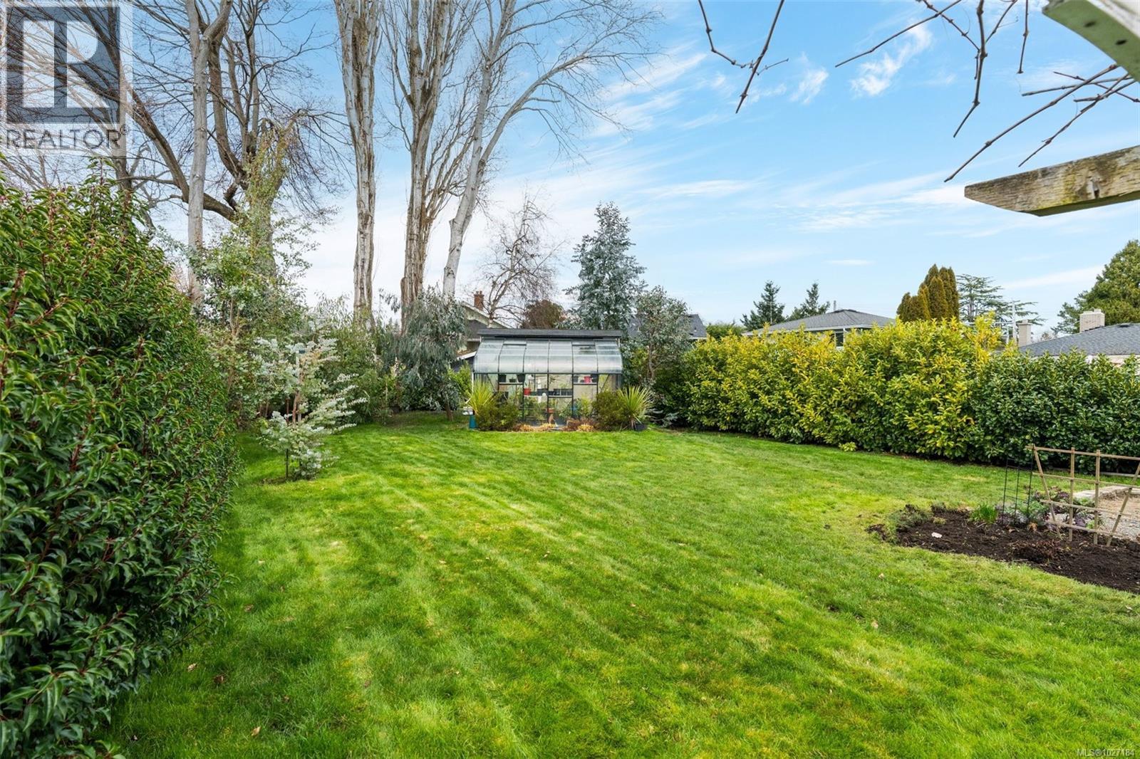  1570 Clawthorpe Avenue, Victoria