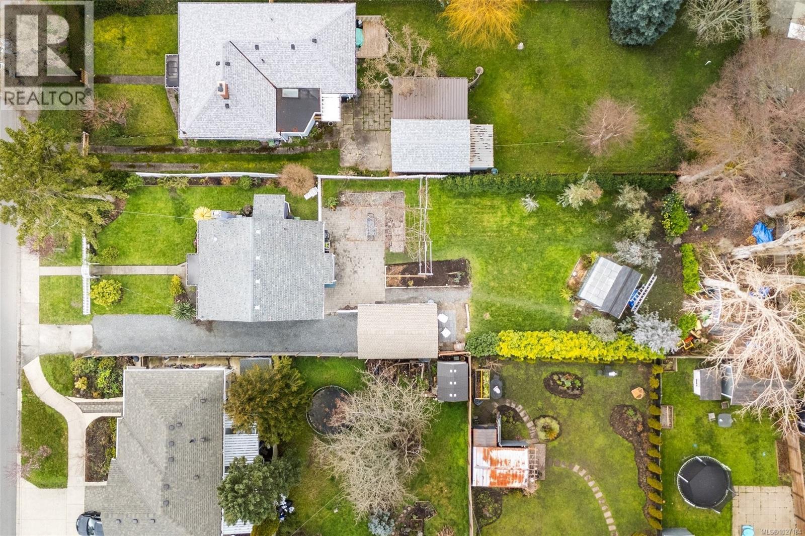  1570 Clawthorpe Avenue, Victoria