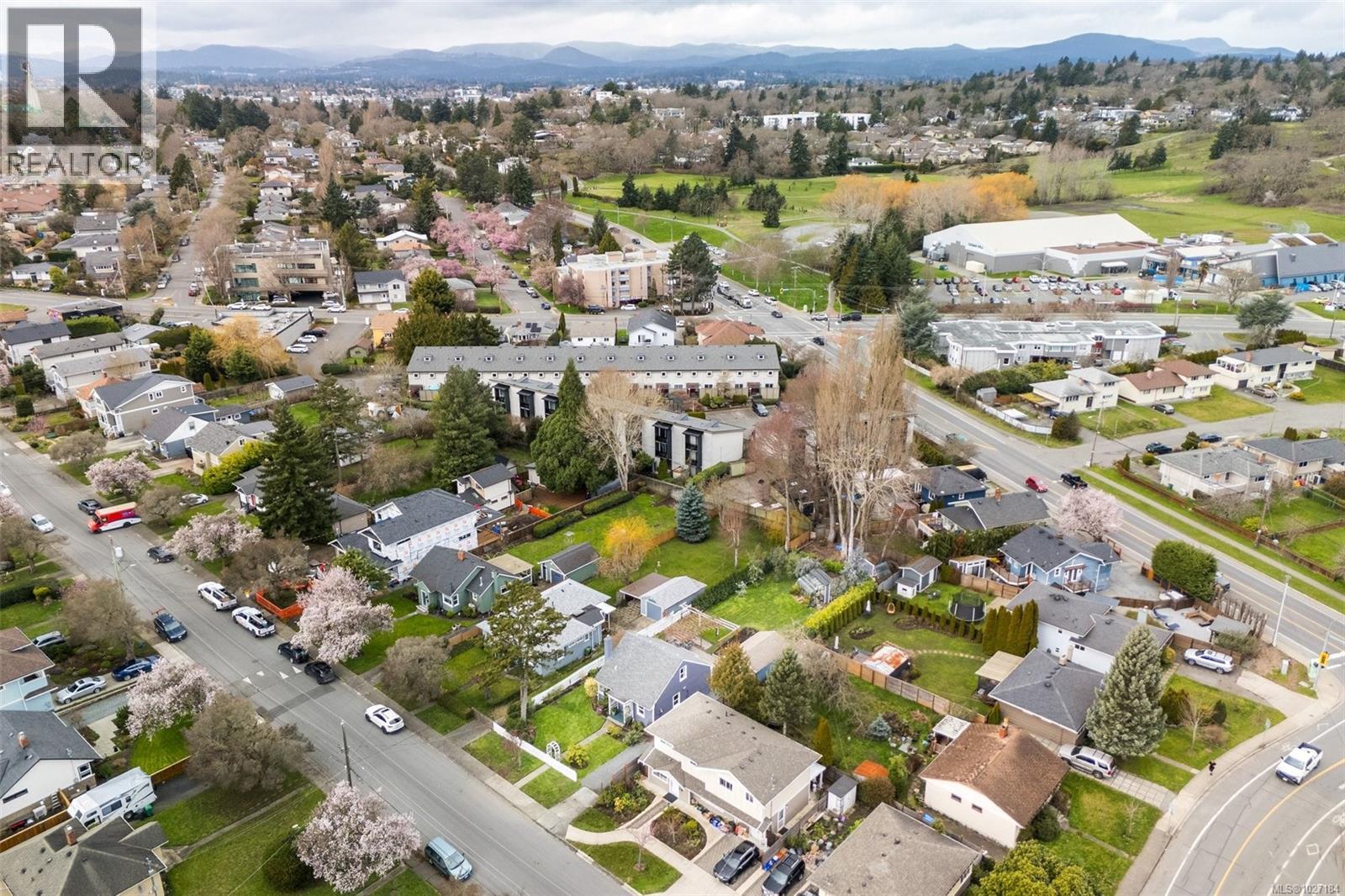  1570 Clawthorpe Avenue, Victoria