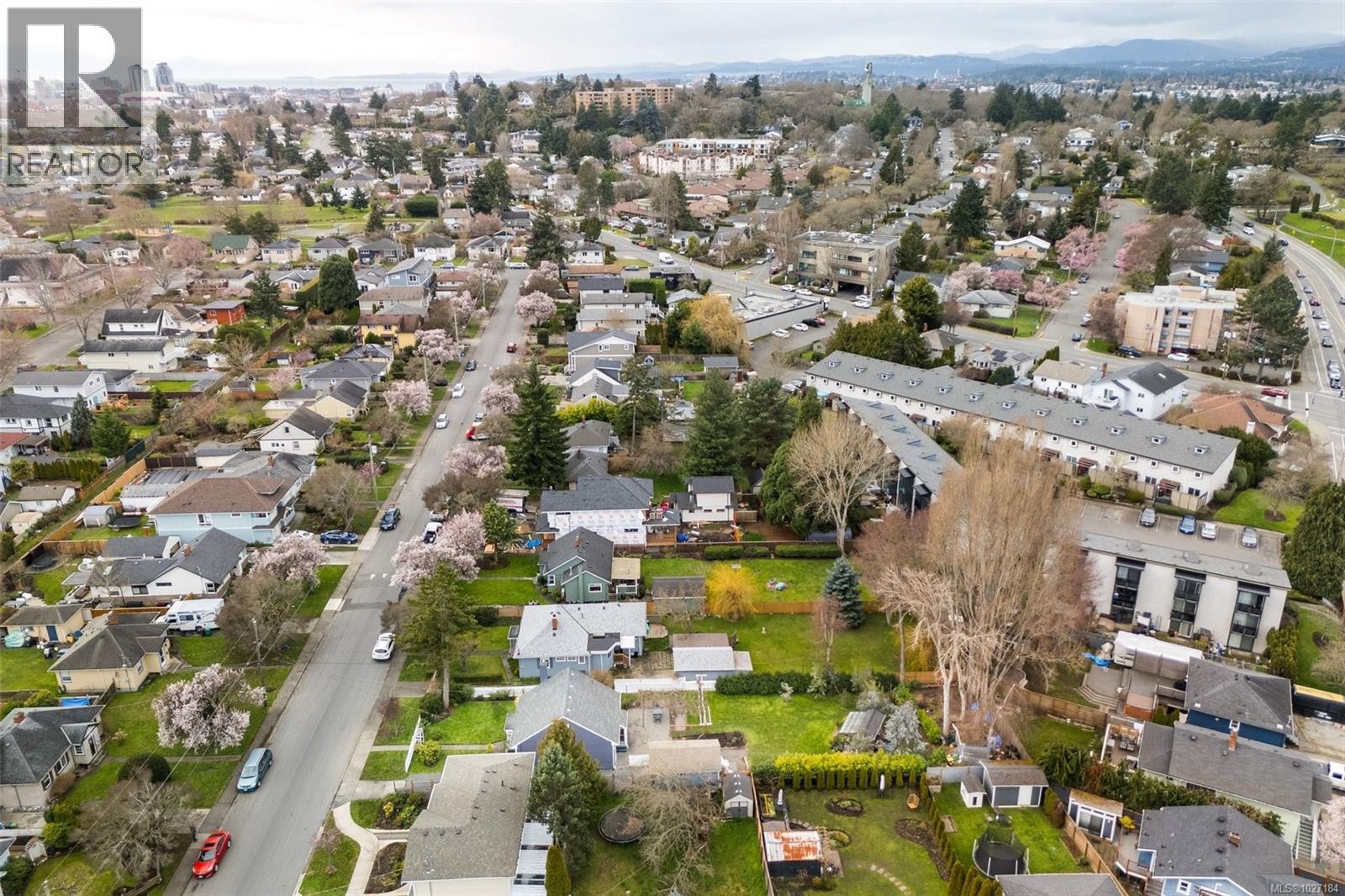  1570 Clawthorpe Avenue, Victoria