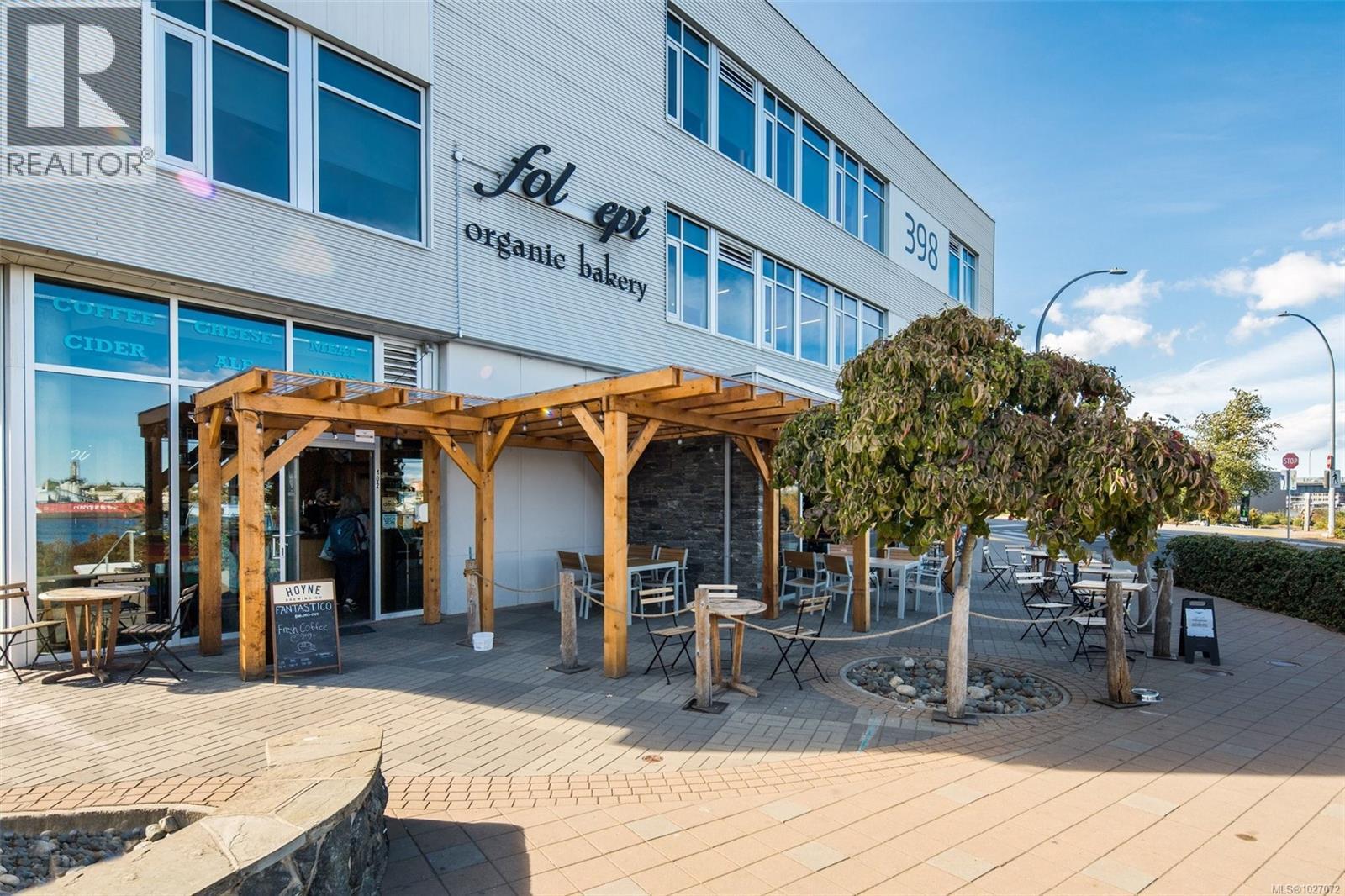 210 785 Tyee Road, Victoria