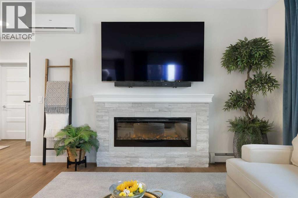 Single Family House for Sale in   Wolf Hollow Crescent SE Wolf Willow Calgary 