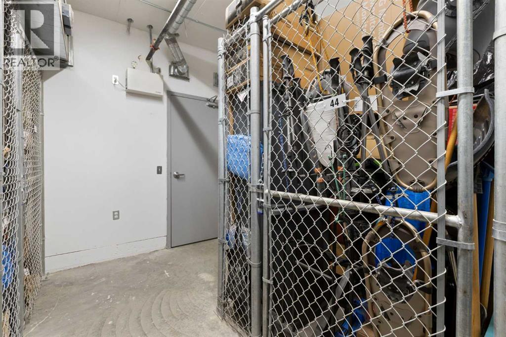 Single Family House for Sale in   Wolf Hollow Crescent SE Wolf Willow Calgary 