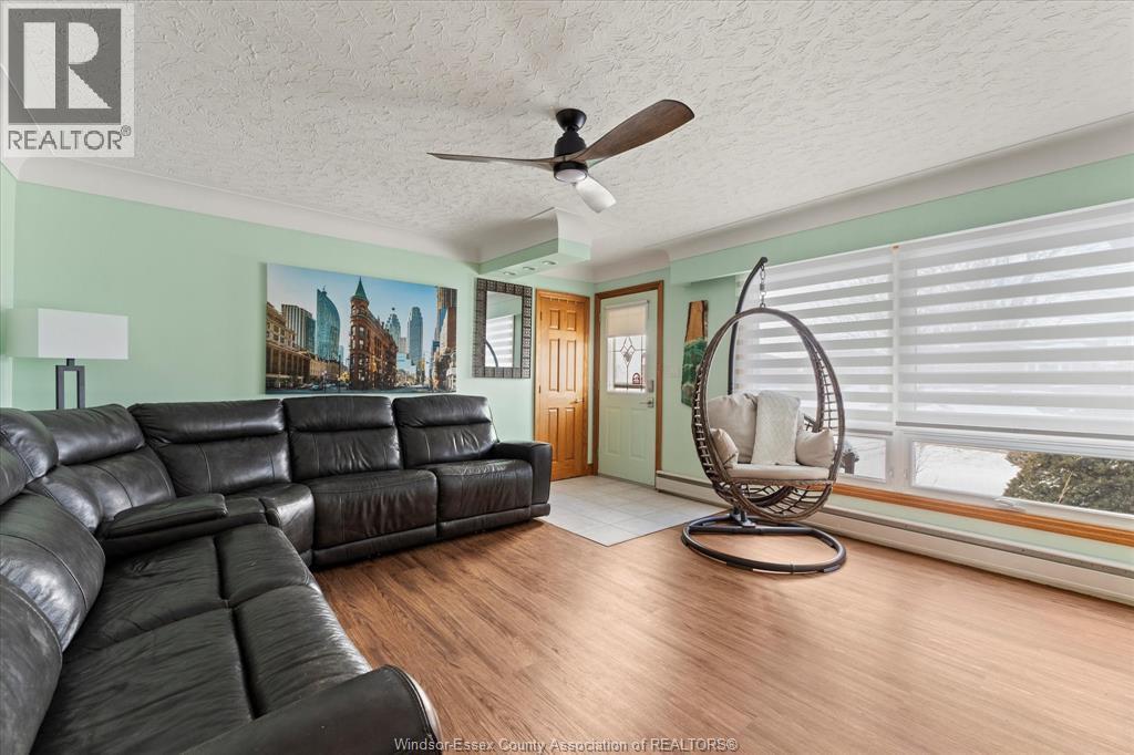 22 ROGER STREET - Photo 2 of 34, Leamington, Ontario