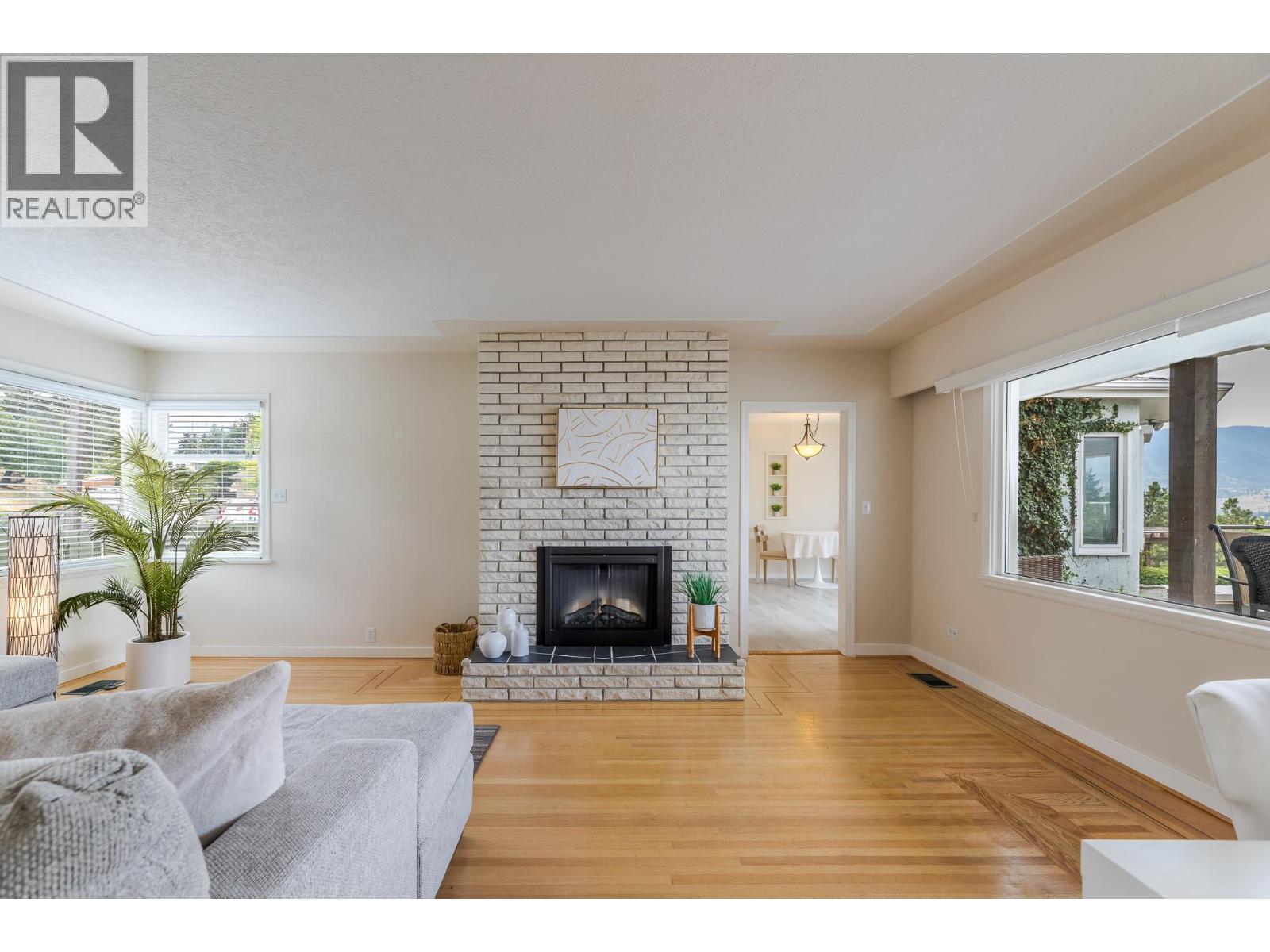 198 Bankview Place, Penticton