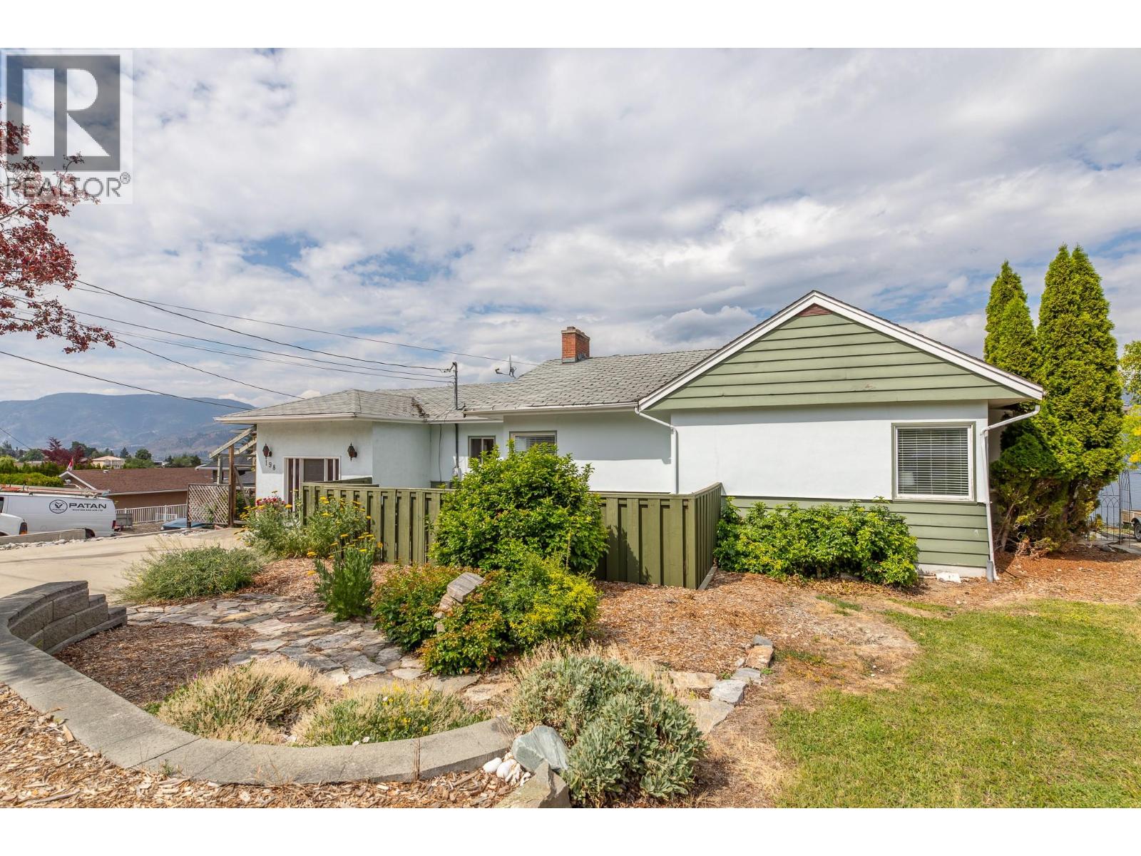 198 Bankview Place, Penticton