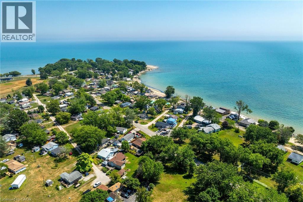 1023 LAKESHORE Road - 46