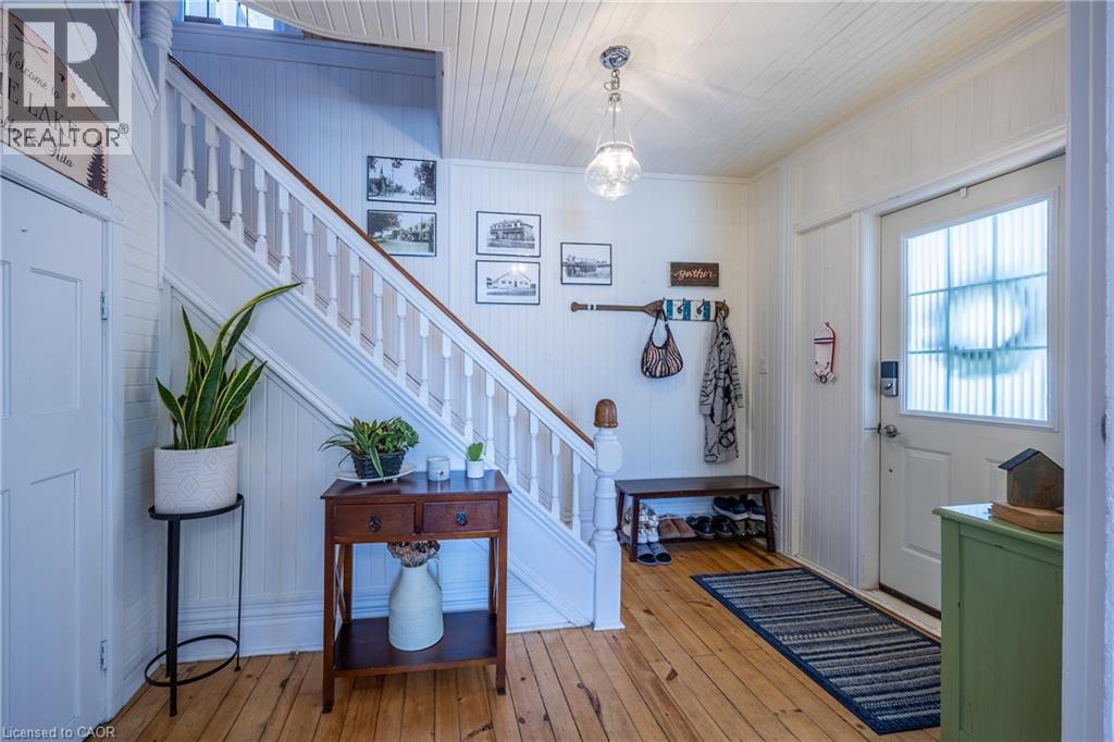 1047 BAY Street - 5