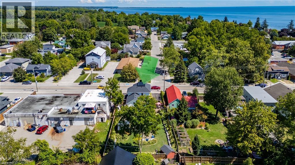 1047 BAY Street - 35