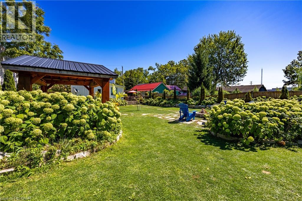 1047 BAY Street - 29
