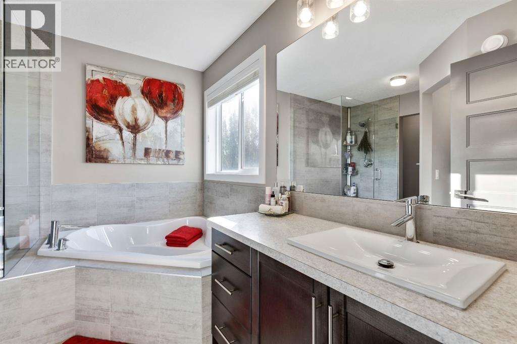 
          129 Wildrose Green
            <br/>
            <span>Strathmore</span>
            , 
            <span>AB</span>
             <span>T1P0G4</span>
         - Photo 21