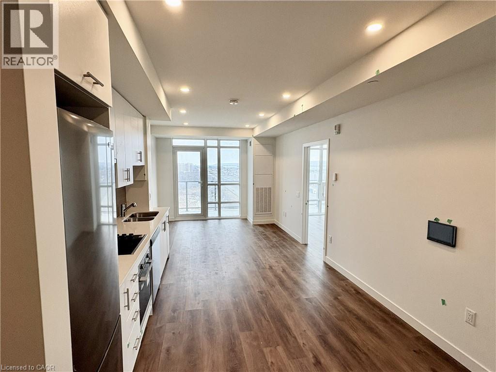 461 GREEN Road Unit# 918 - Photo 4 of 32, Stoney Creek, Ontario