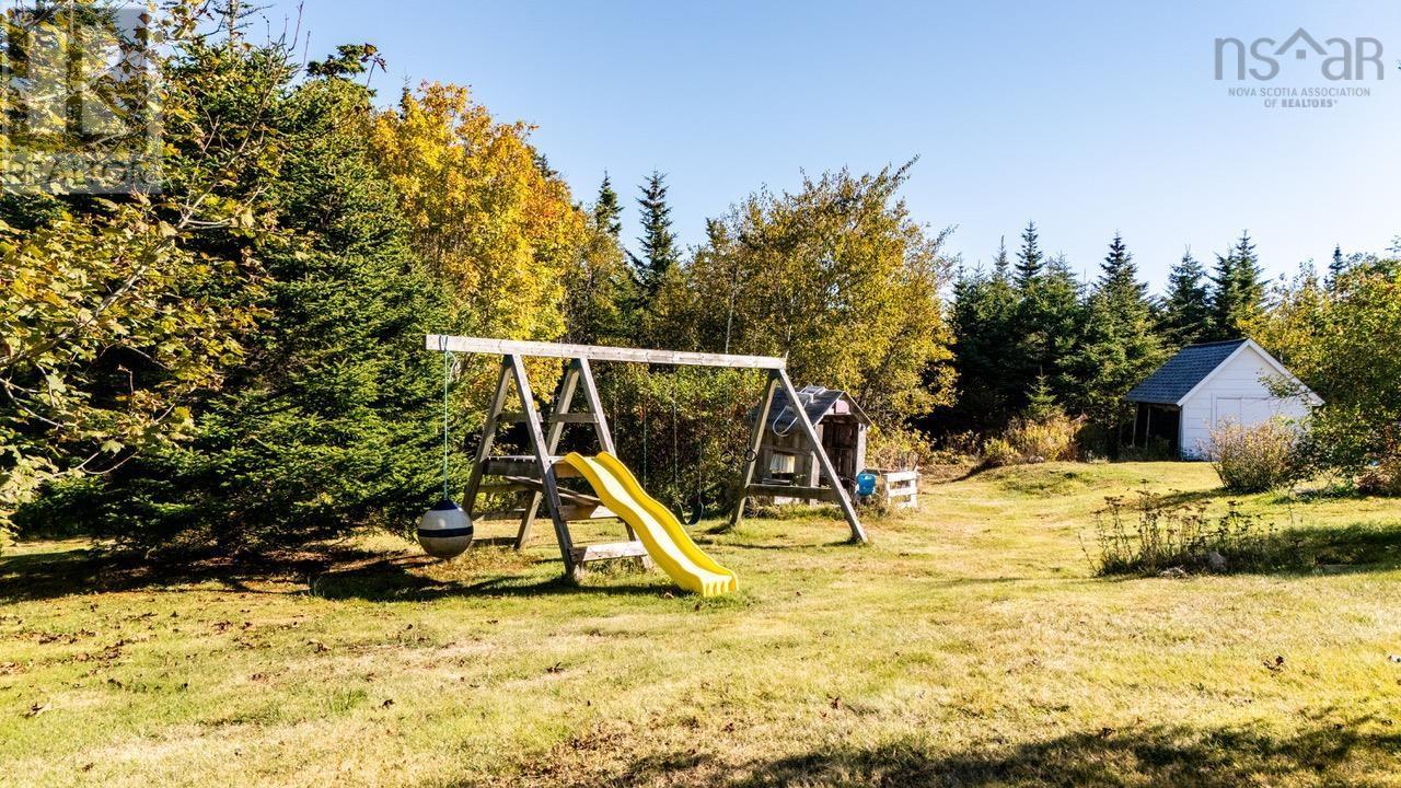 Property 24 of 27 of 2099 Comeaus Hill Road