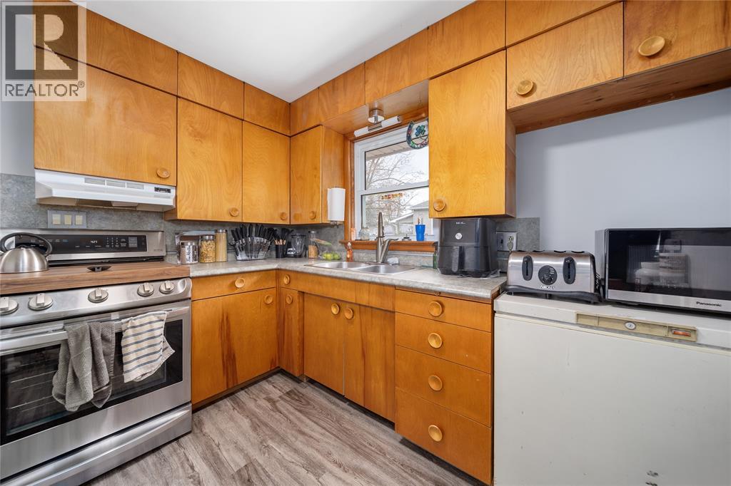 19 BROADWAY STREET - 8