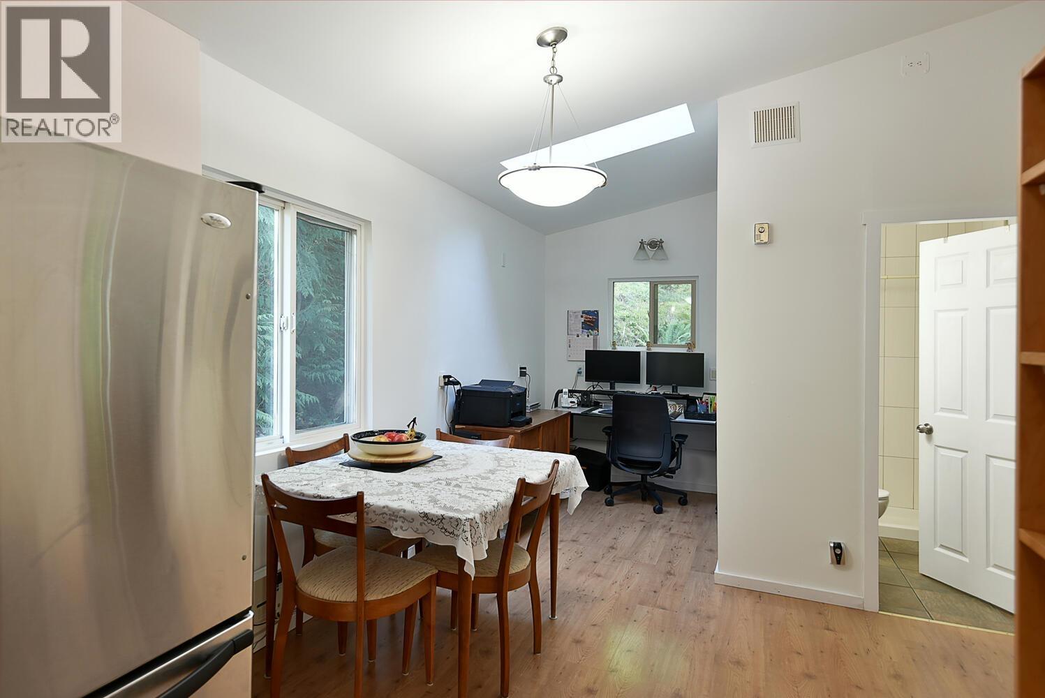 12886 LAGOON ROAD, Madeira Park