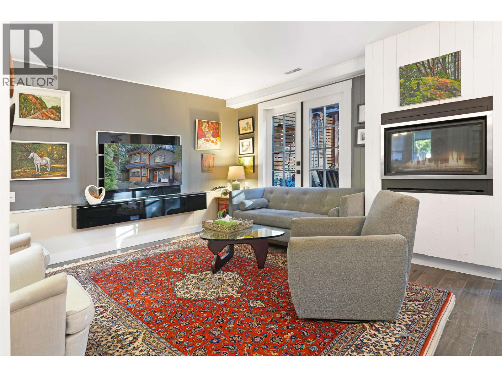 4990 CAPILANO ROAD - Photo 3 of 16, North Vancouver, British Columbia