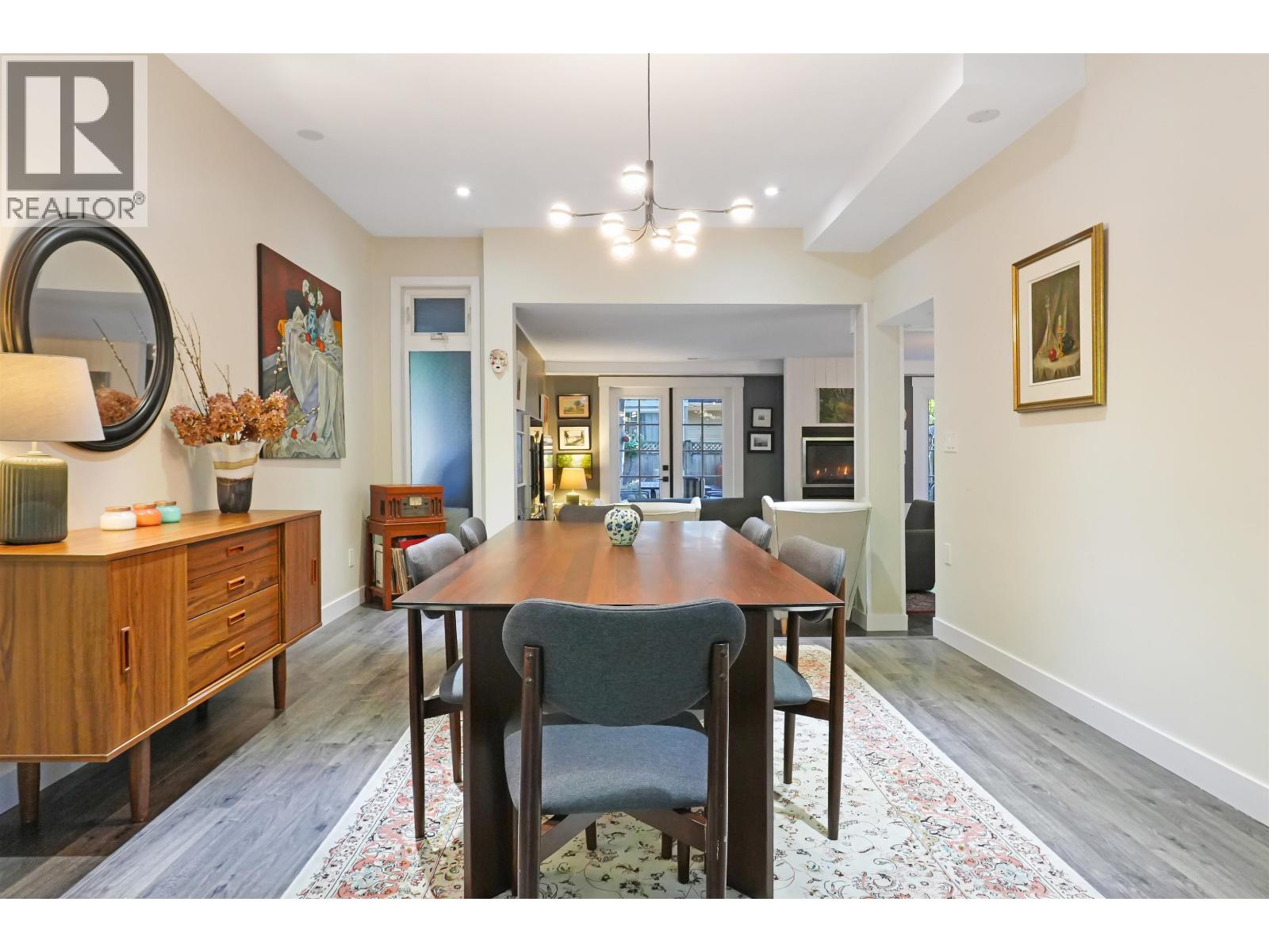 4990 CAPILANO ROAD - Photo 4 of 16, North Vancouver, British Columbia