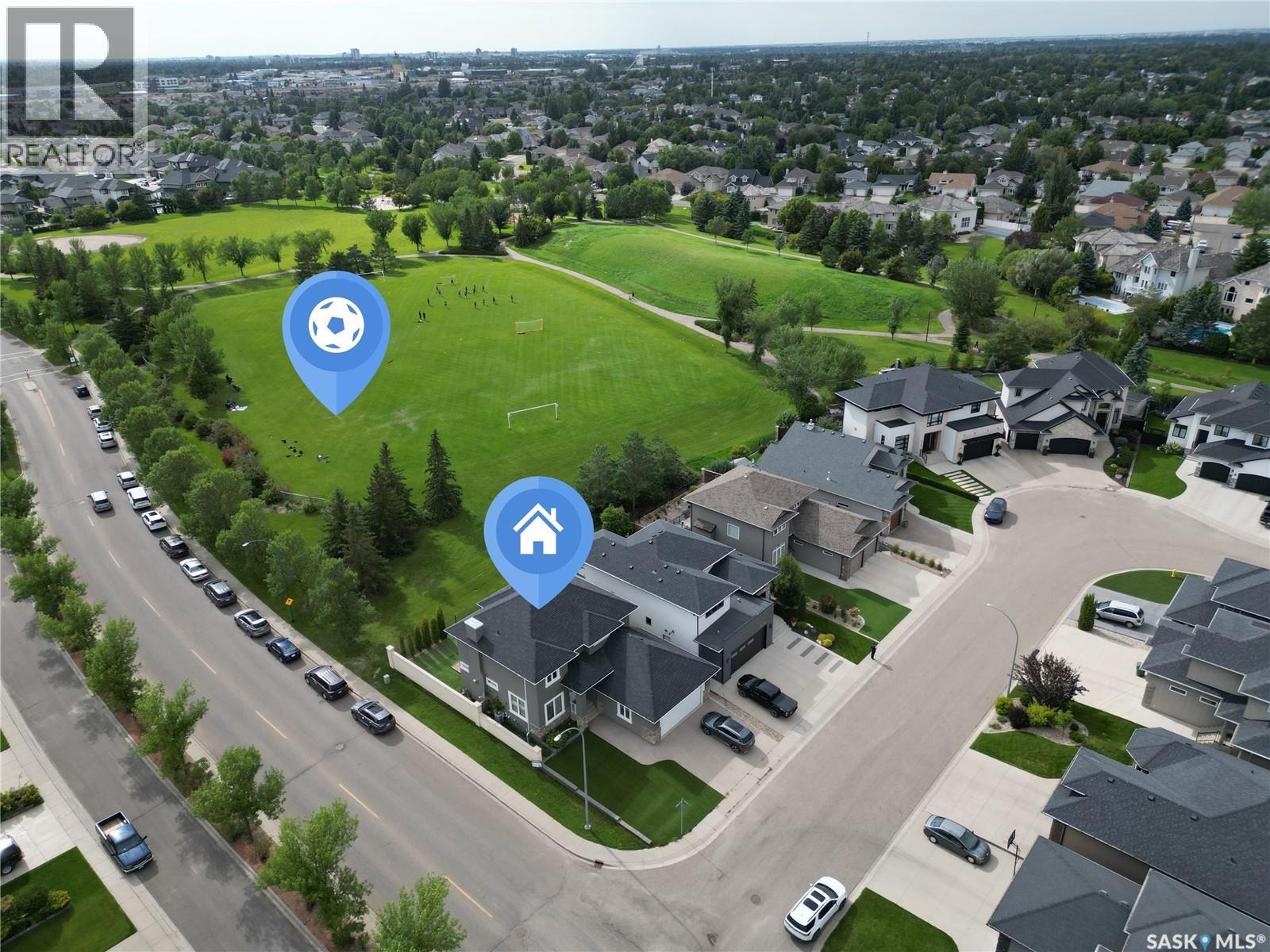 438 Horlick MANOR - 2
