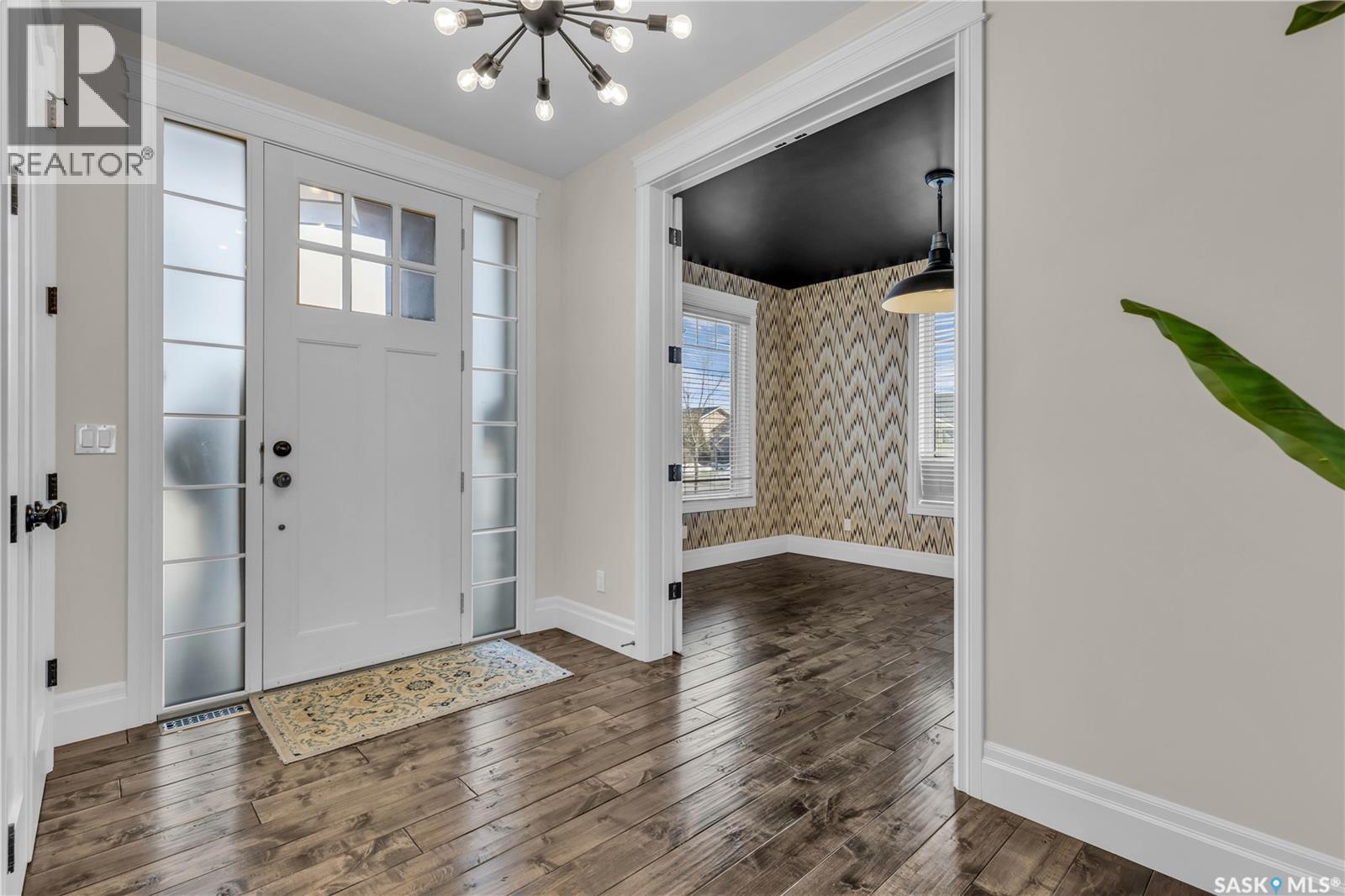 438 Horlick MANOR - 4